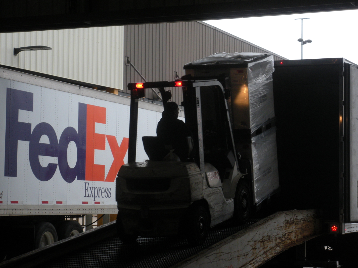 FedEx Ebola Shipment1
